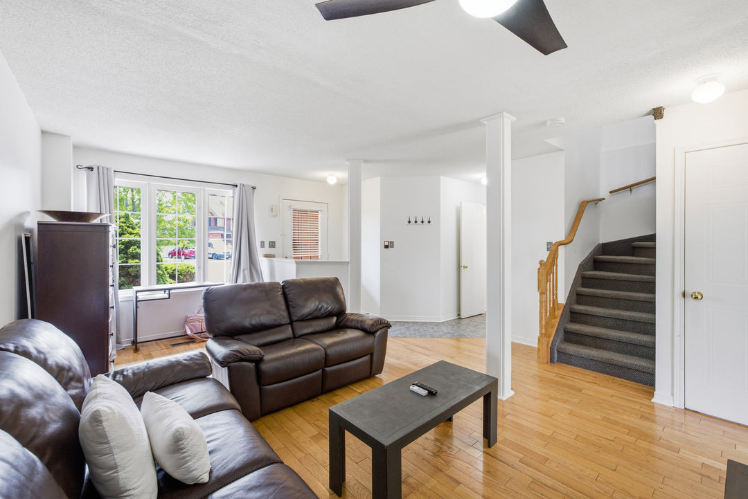 1855 Dalhousie Crescent, Oshawa, ON L1G 8C5