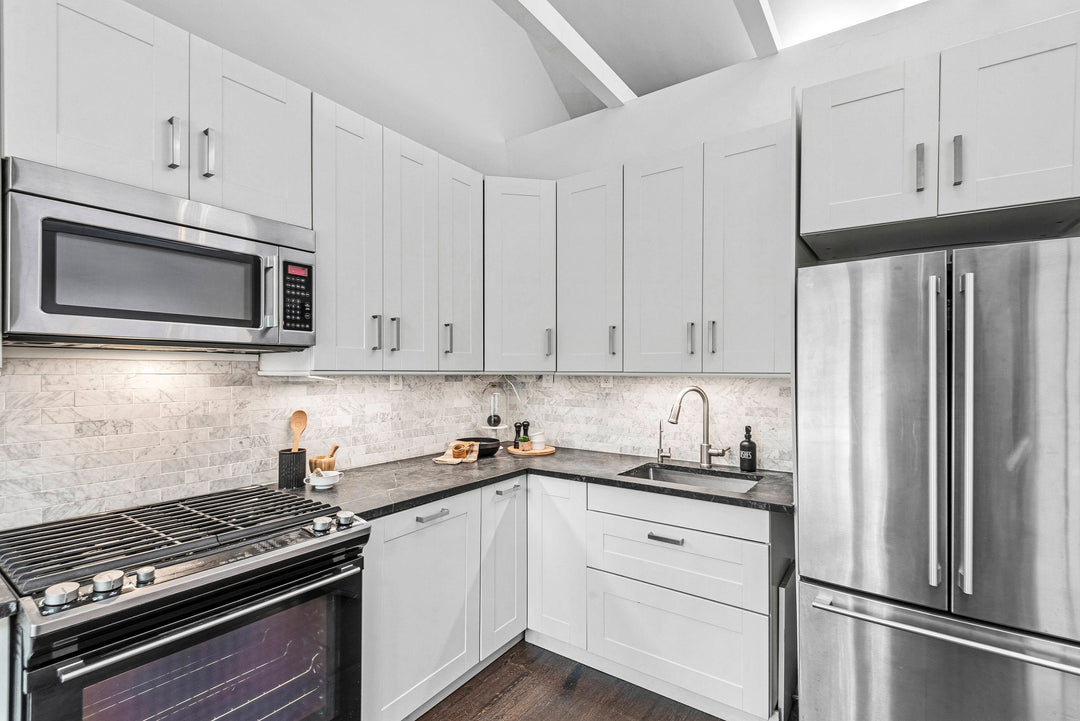 14 Audley Ave, Toronto, ON, M4M 1P6