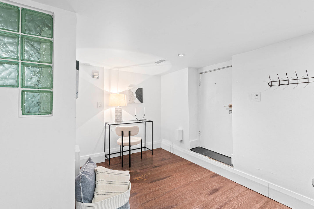 14 Audley Ave, Toronto, ON, M4M 1P6