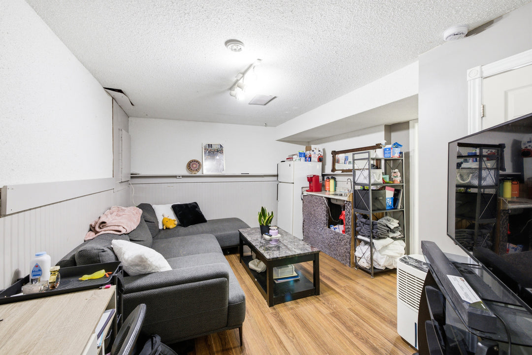1855 Dalhousie Crescent, Oshawa, ON L1G 8C5
