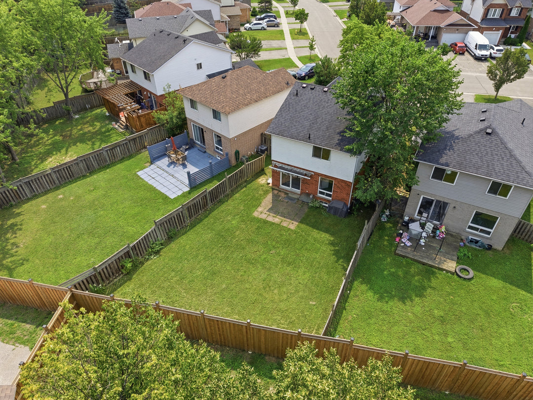 1855 Dalhousie Crescent, Oshawa, ON L1G 8C5