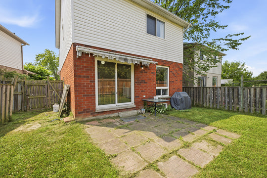 1855 Dalhousie Crescent, Oshawa, ON L1G 8C5