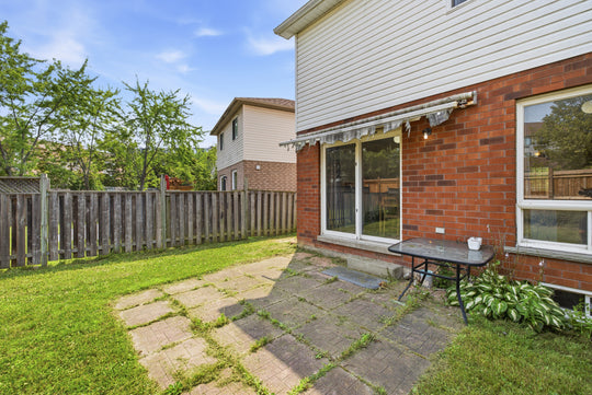 1855 Dalhousie Crescent, Oshawa, ON L1G 8C5
