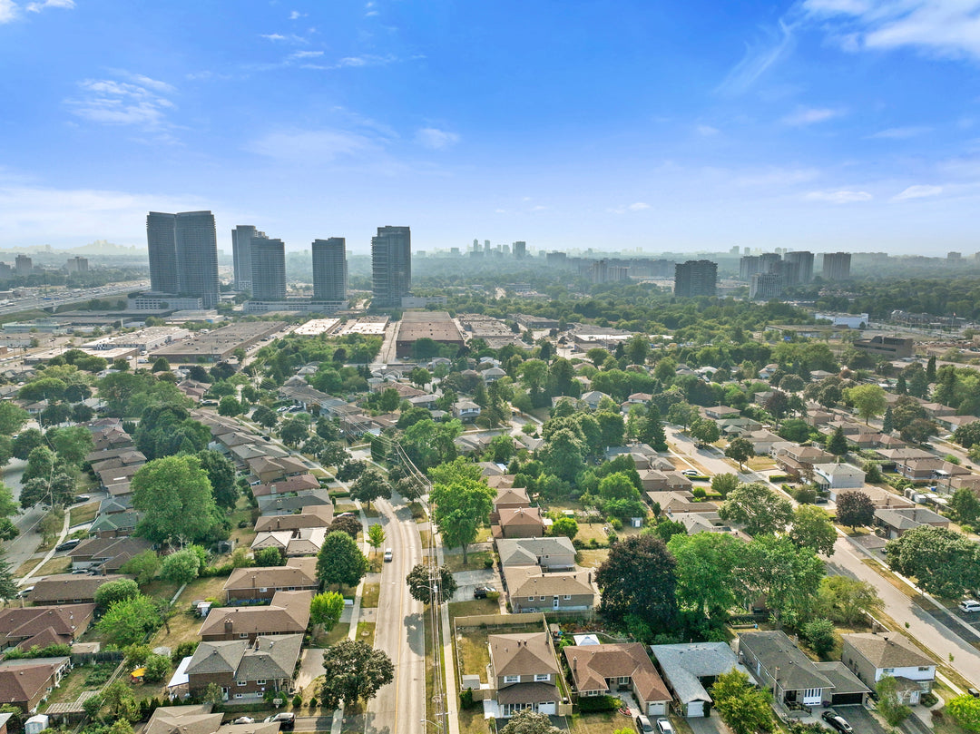 5 Midcroft Drive, Scarborough, ON, M1S 11W9