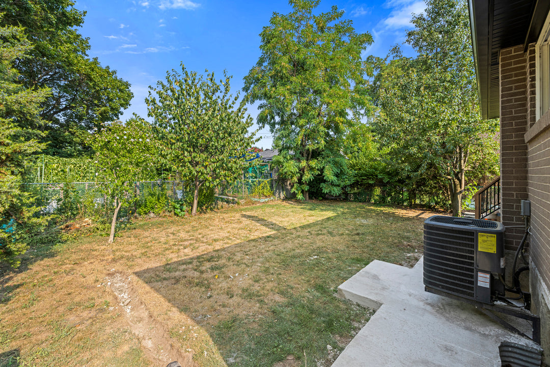 5 Midcroft Drive, Scarborough, ON, M1S 11W9