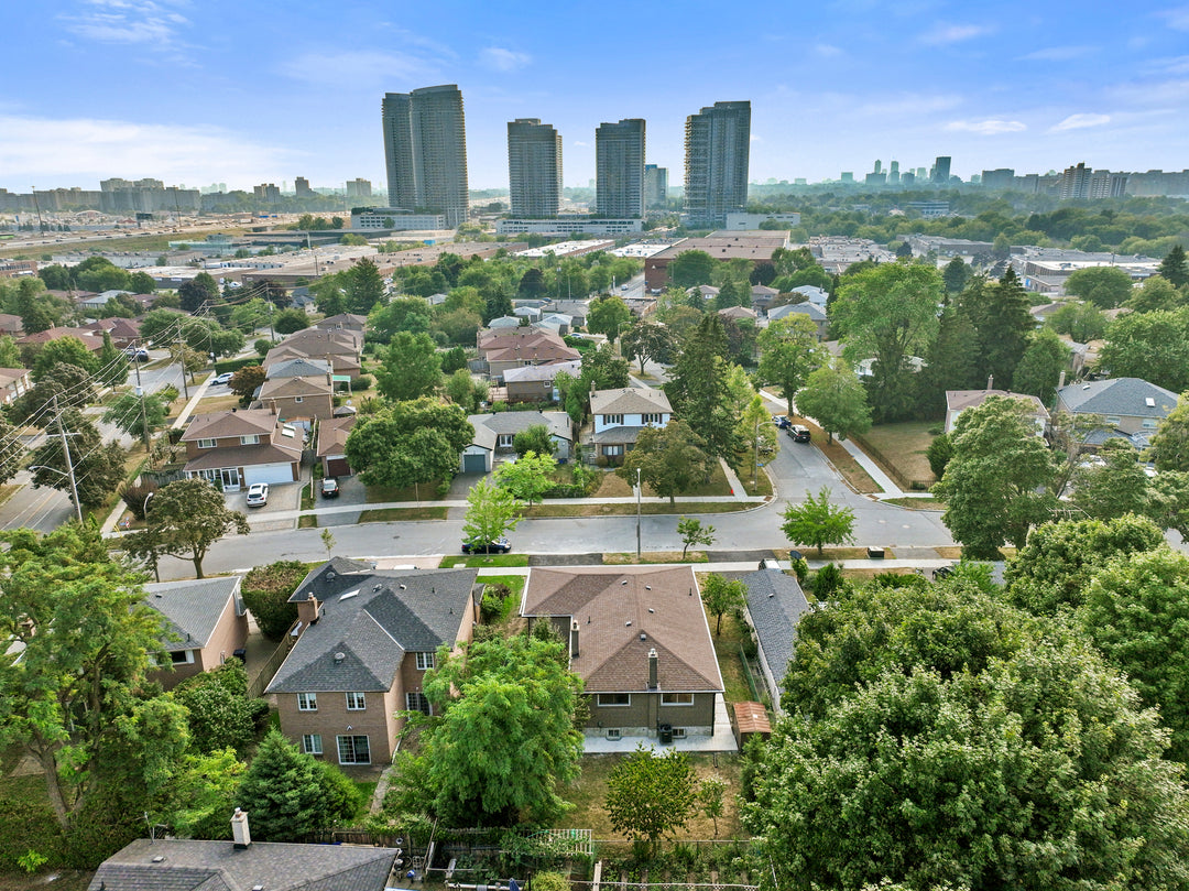 5 Midcroft Drive, Scarborough, ON, M1S 11W9