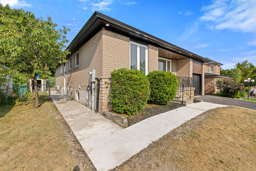 5 Midcroft Drive, Scarborough, ON, M1S 11W9