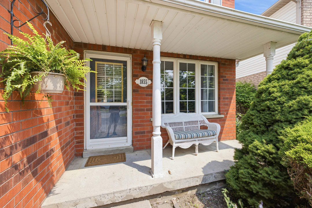 1855 Dalhousie Crescent, Oshawa, ON L1G 8C5