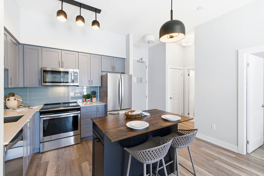 25 Pen Lake Point Road, 119 Huntsville, ON P1 H 1A9