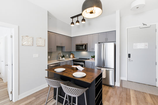 25 Pen Lake Point Road, 119 Huntsville, ON P1 H 1A9