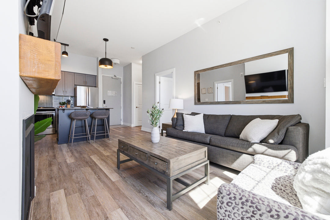 25 Pen Lake Point Road, 119 Huntsville, ON P1 H 1A9