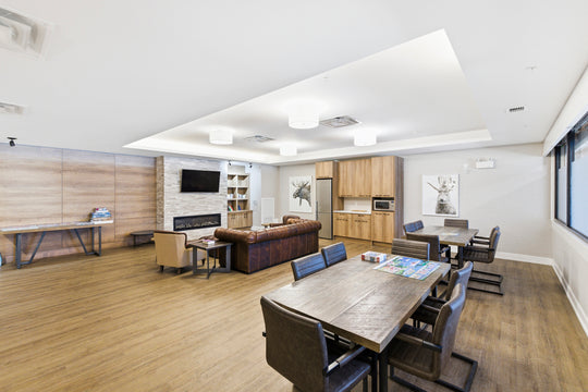 25 Pen Lake Point Road, 119 Huntsville, ON P1 H 1A9