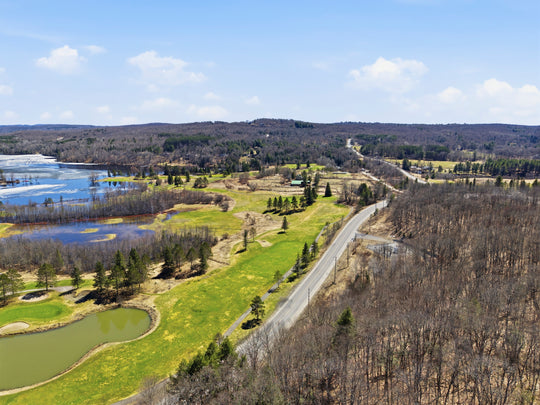 25 Pen Lake Point Road, 119 Huntsville, ON P1 H 1A9