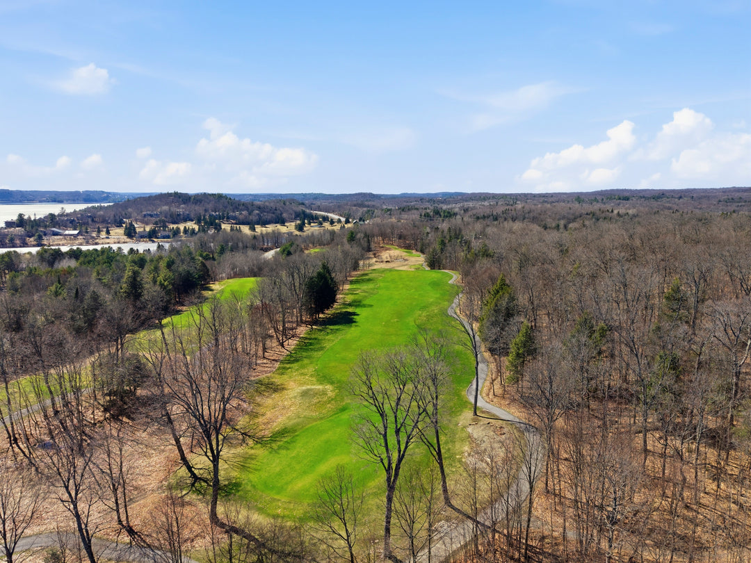 25 Pen Lake Point Road, 119 Huntsville, ON P1 H 1A9