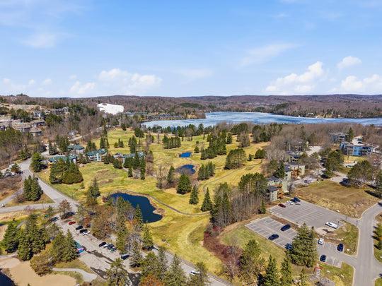 25 Pen Lake Point Road, 119 Huntsville, ON P1 H 1A9